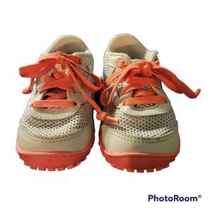 Reebok sneakers toddler size 4.  ^